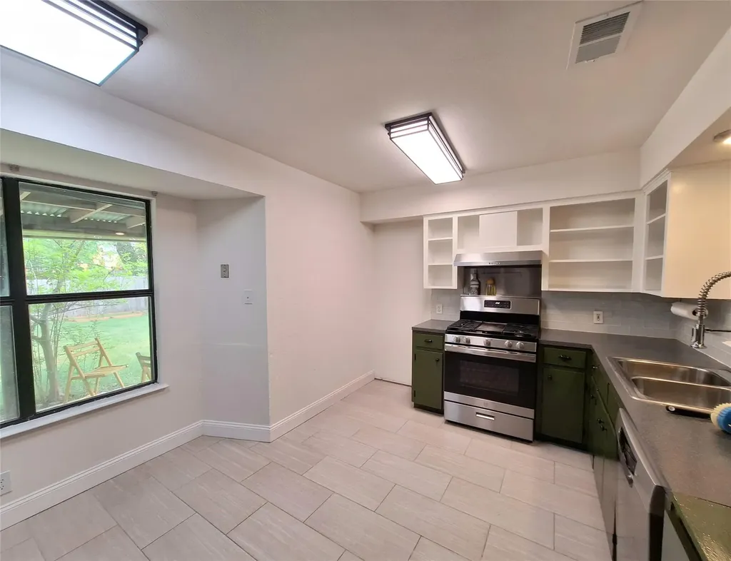 6001 Leisure Run Road Austin TX 78745