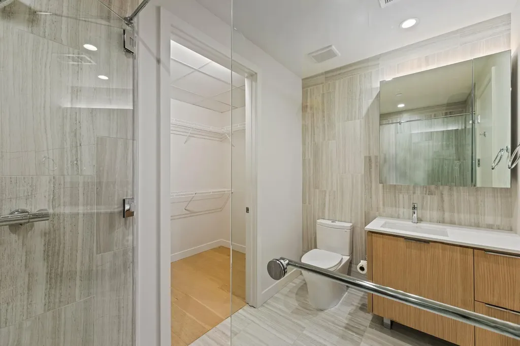 44 East Avenue Austin TX 78701