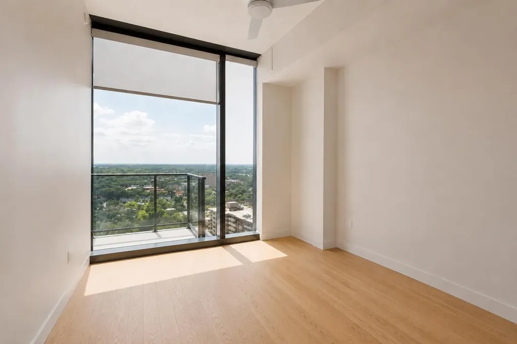 44 East Avenue Austin TX 78701