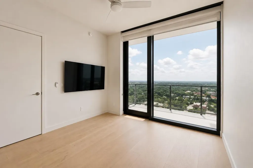 44 East Avenue Austin TX 78701