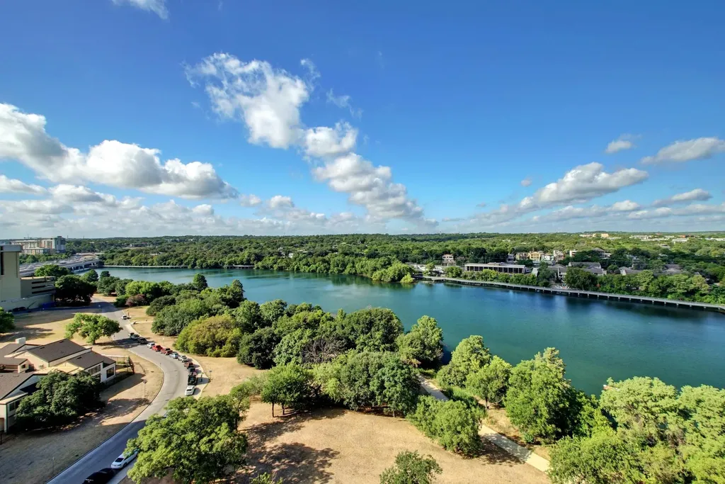 44 East Avenue Austin TX 78701