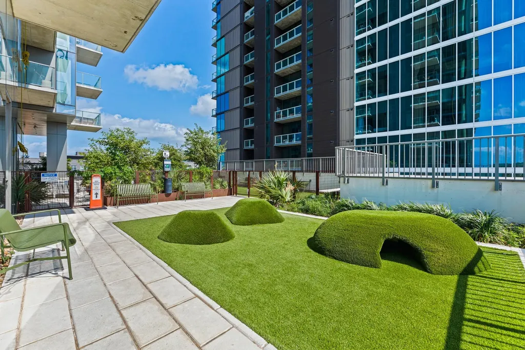 44 East Avenue Austin TX 78701
