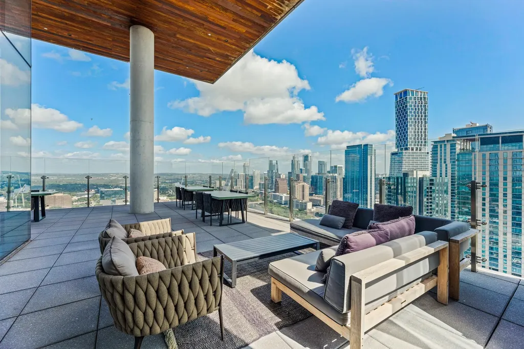 44 East Avenue Austin TX 78701