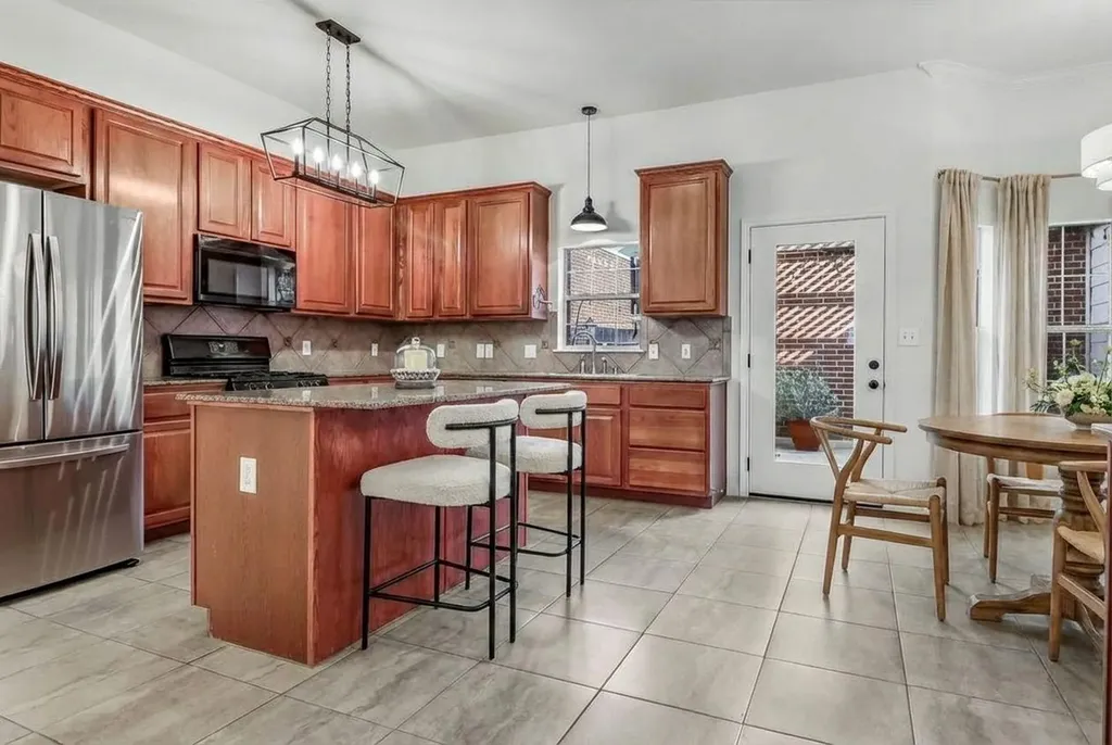 5515 Davis Lane Austin TX 78749