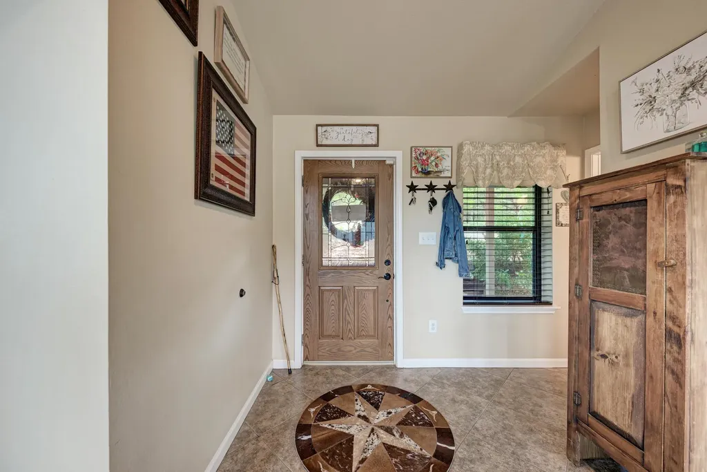 5093 Chimney Rock Canyon Lake TX 78133
