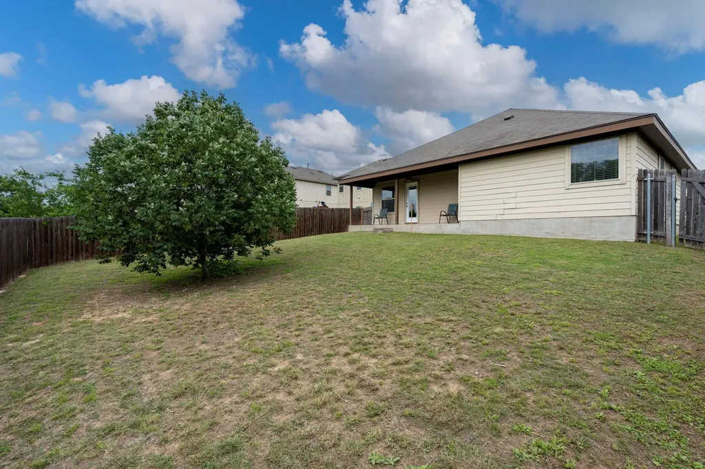 499 Eagle Brook Lane Buda TX 78610