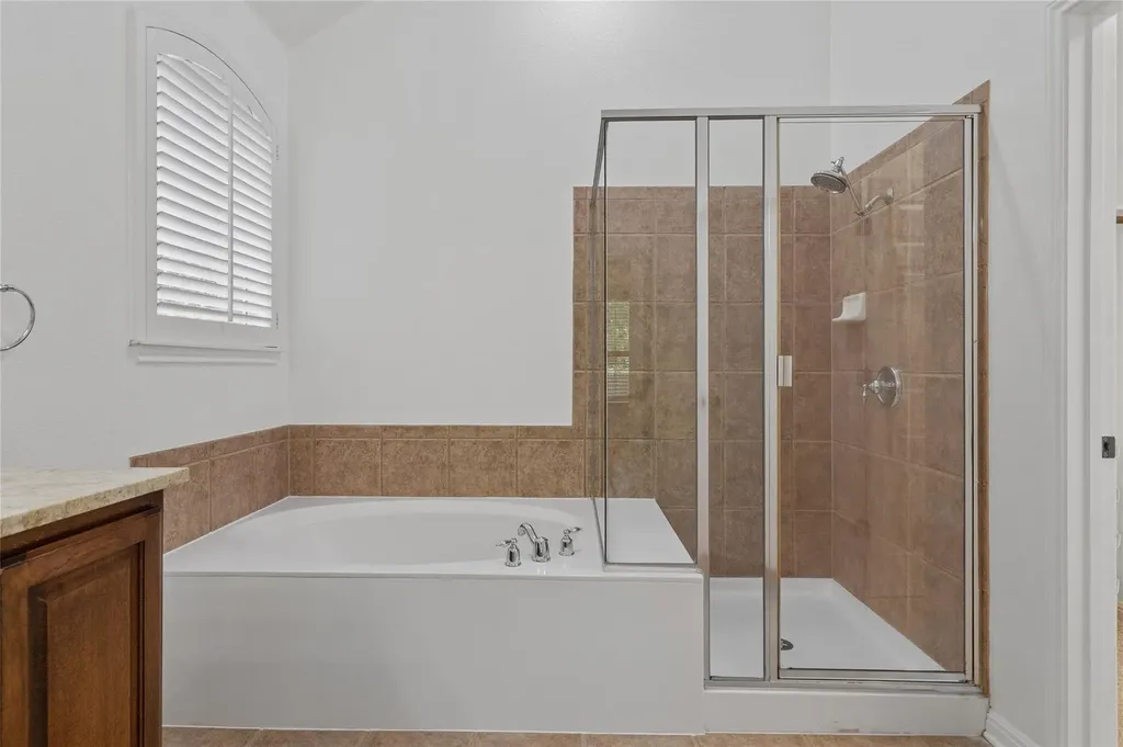 10421 Hansa Drive Austin TX 78739