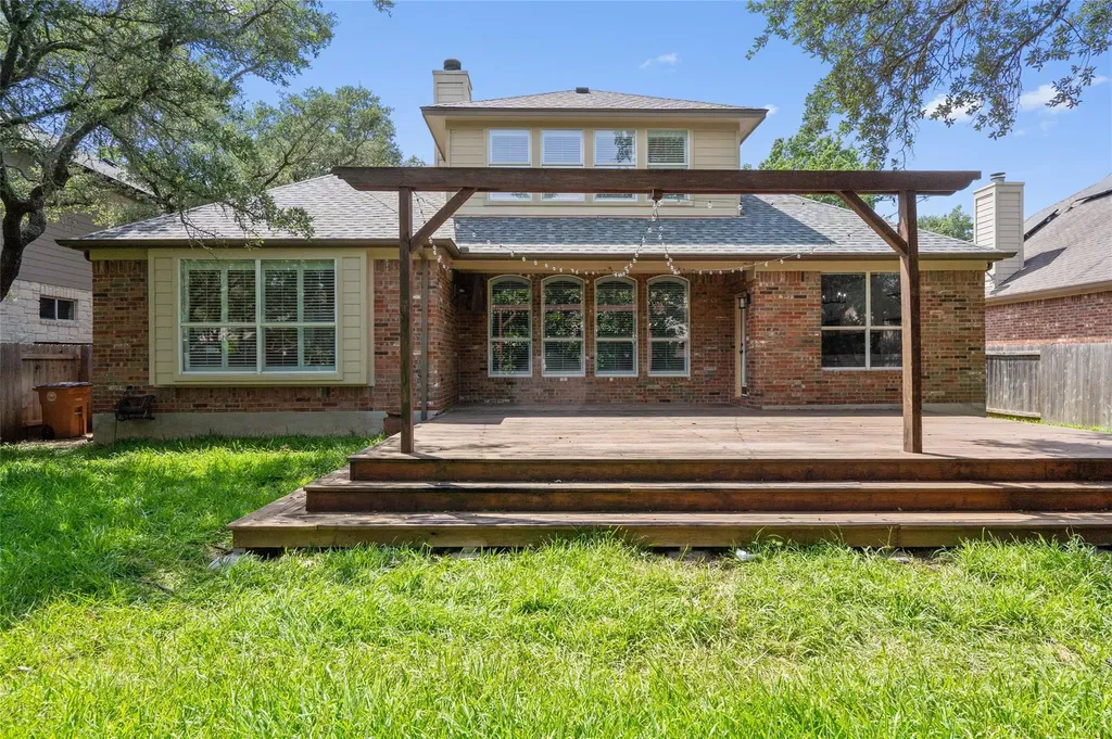 10421 Hansa Drive Austin TX 78739