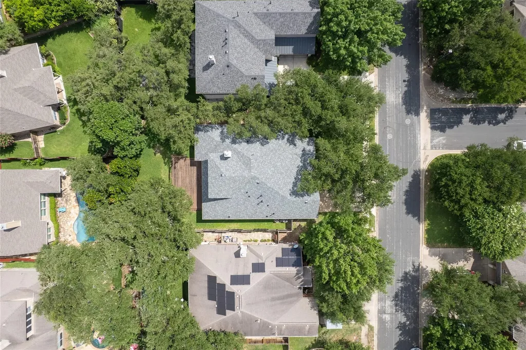 10421 Hansa Drive Austin TX 78739