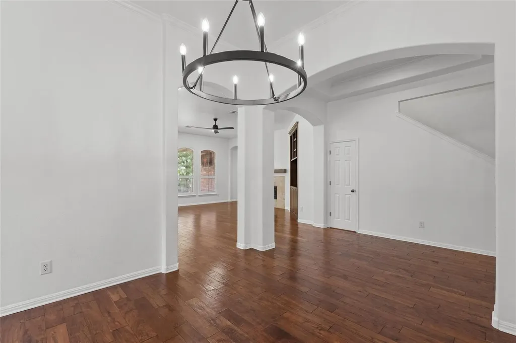 10421 Hansa Drive Austin TX 78739