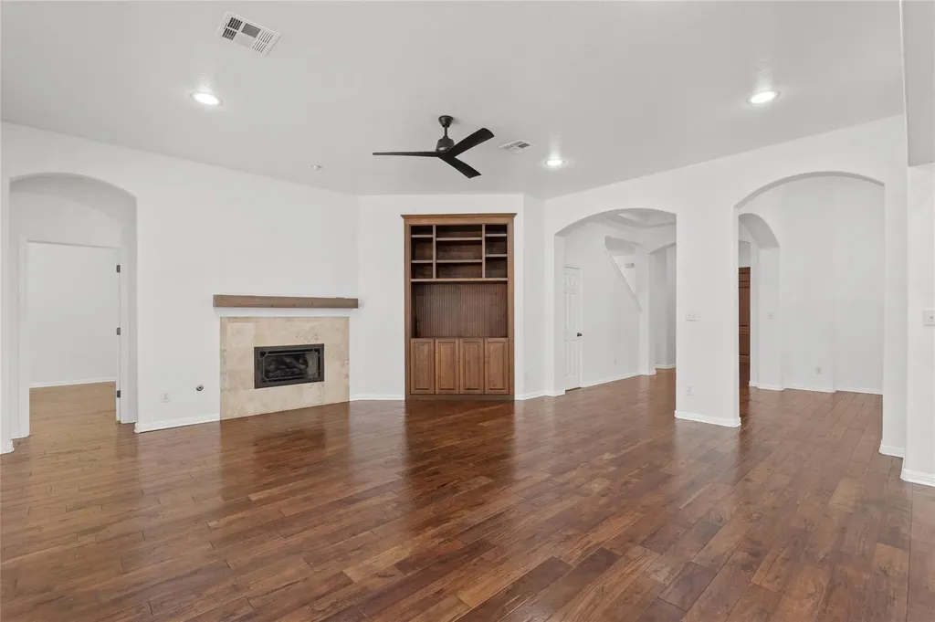 10421 Hansa Drive Austin TX 78739