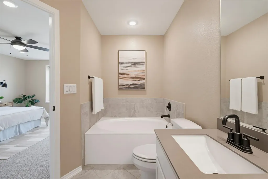 7801 Song Sparrow Drive Austin TX 78744
