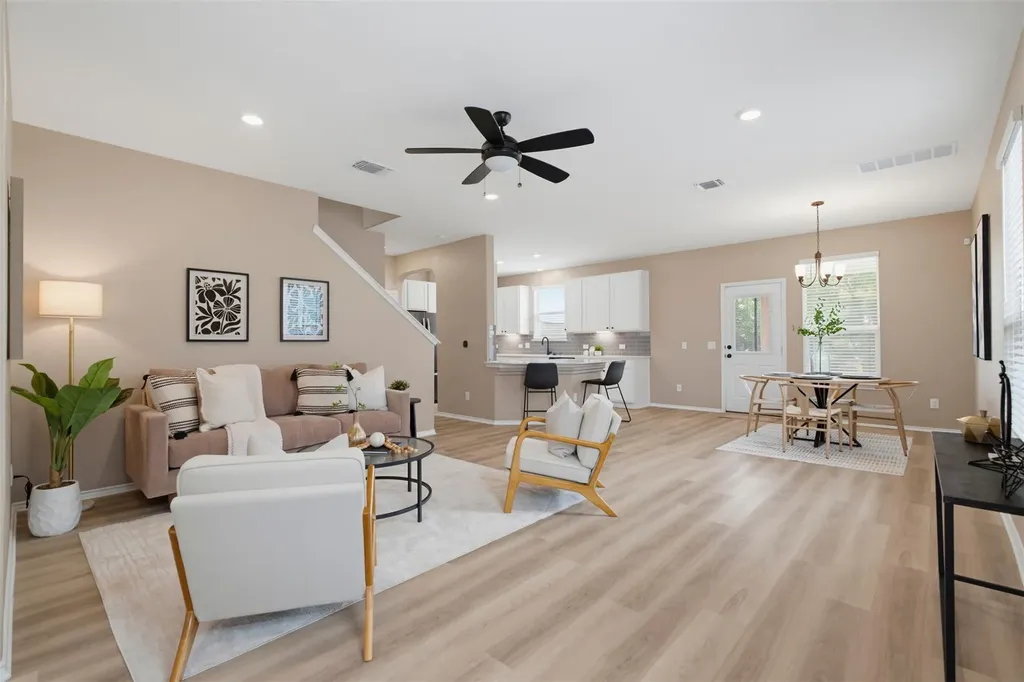 7801 Song Sparrow Drive Austin TX 78744