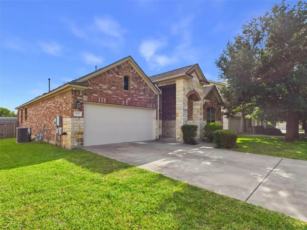 1070 Sussex Way Round Rock TX 78665