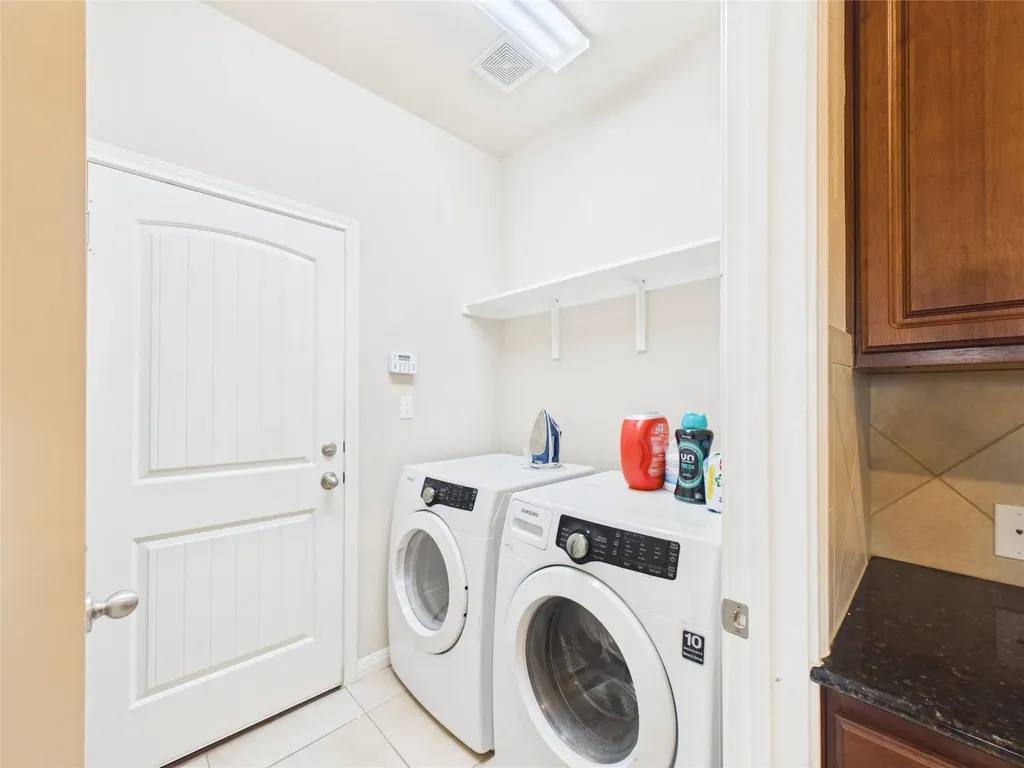 1070 Sussex Way Round Rock TX 78665