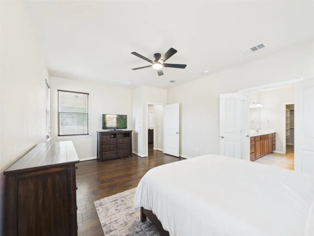 1070 Sussex Way Round Rock TX 78665