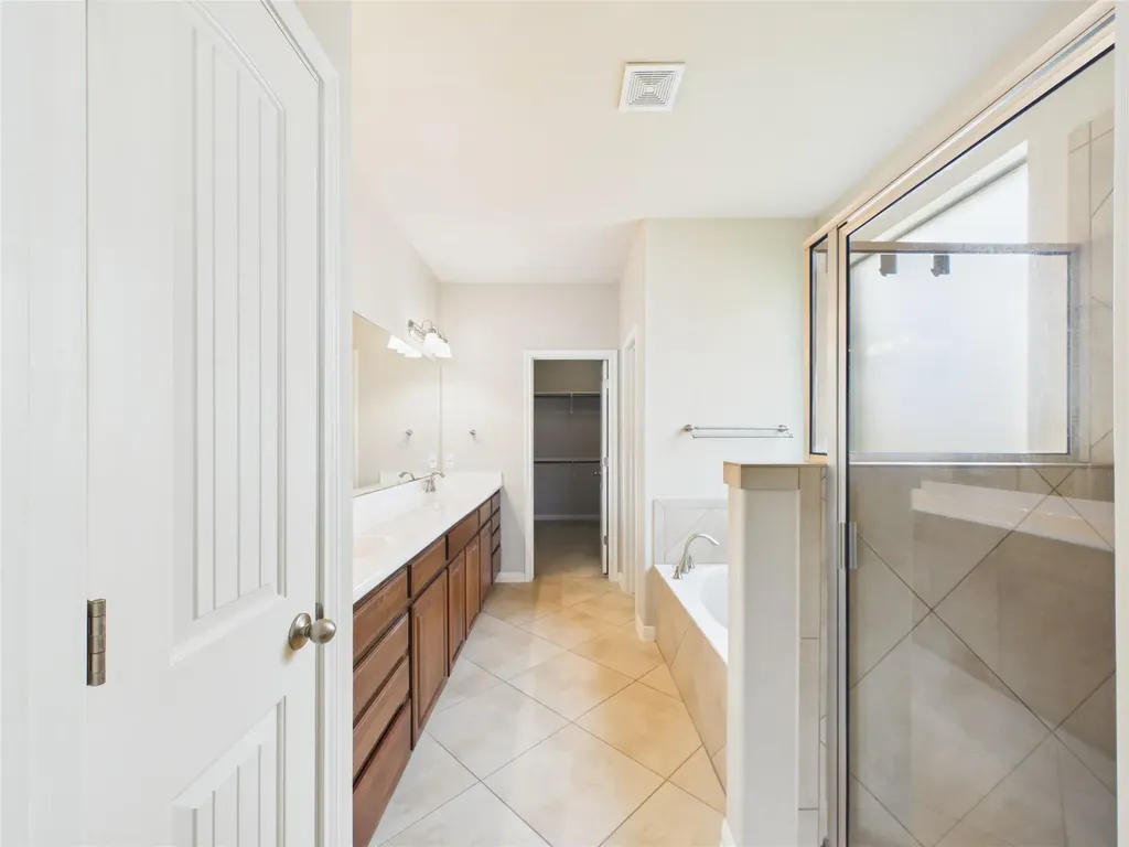 1070 Sussex Way Round Rock TX 78665