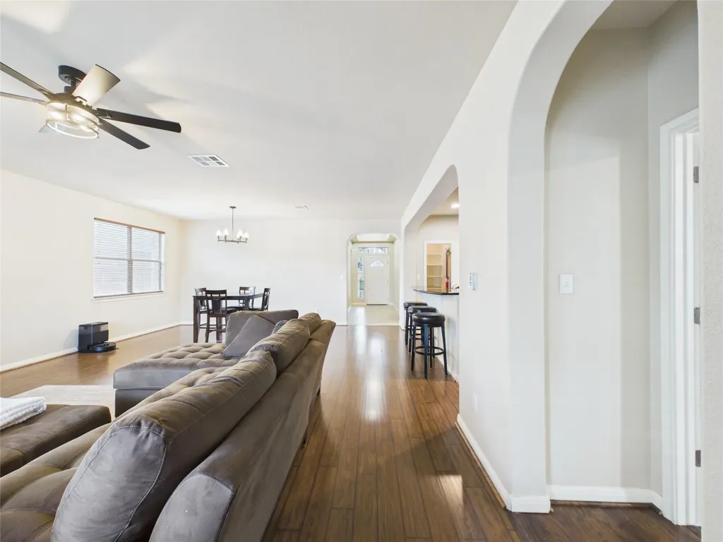 1070 Sussex Way Round Rock TX 78665
