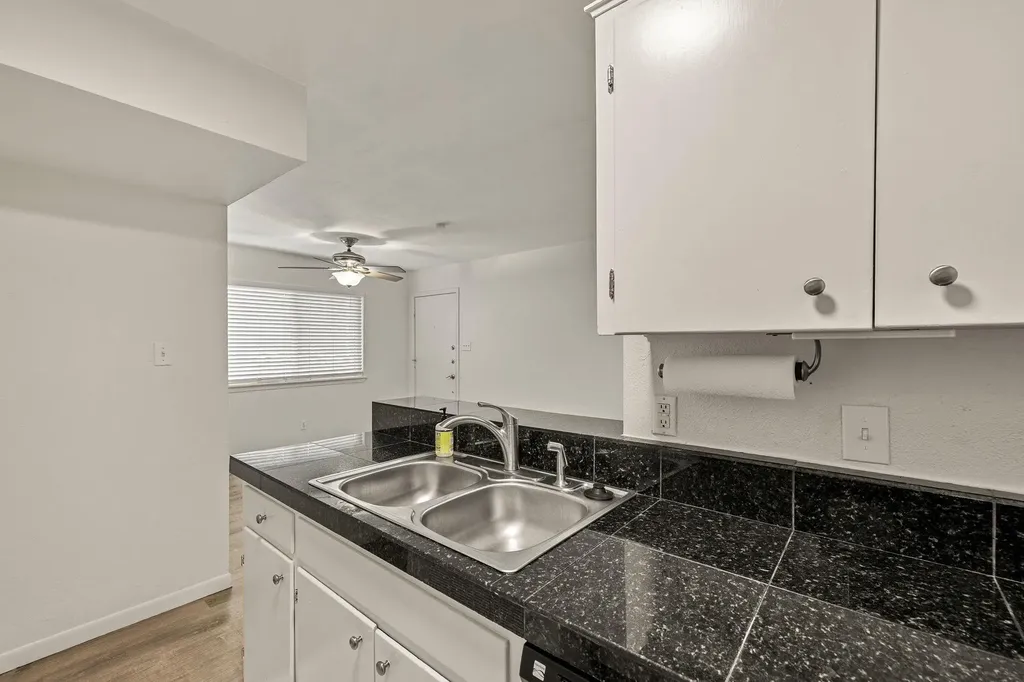 4306 Avenue A Austin TX 78751