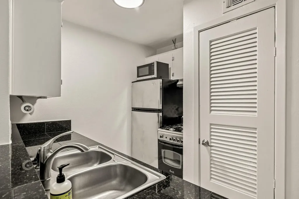 4306 Avenue A Austin TX 78751
