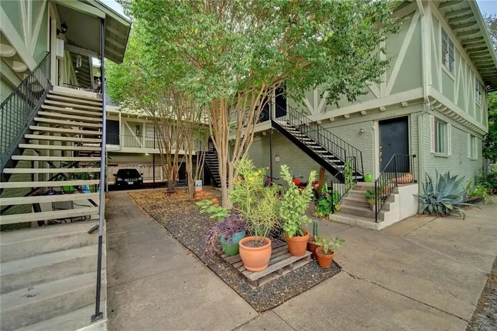 4306 Avenue A Austin TX 78751