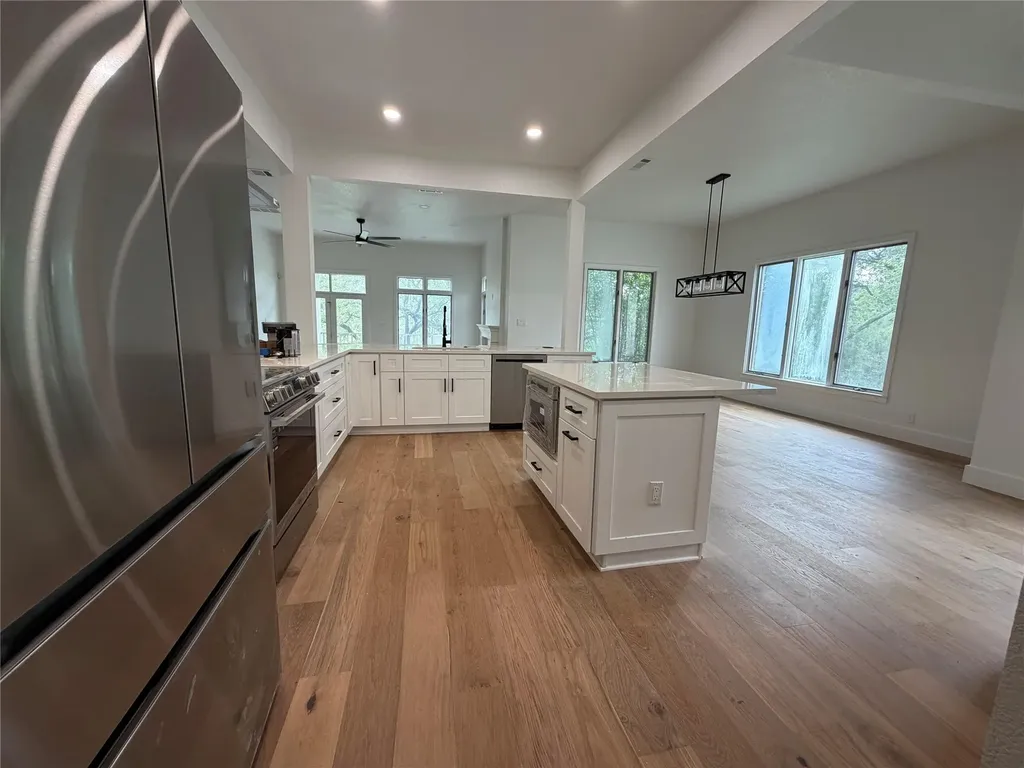 4231 Westlake Drive Austin TX 78746