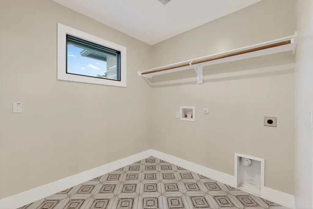 5018 Highland Court Austin TX 78731