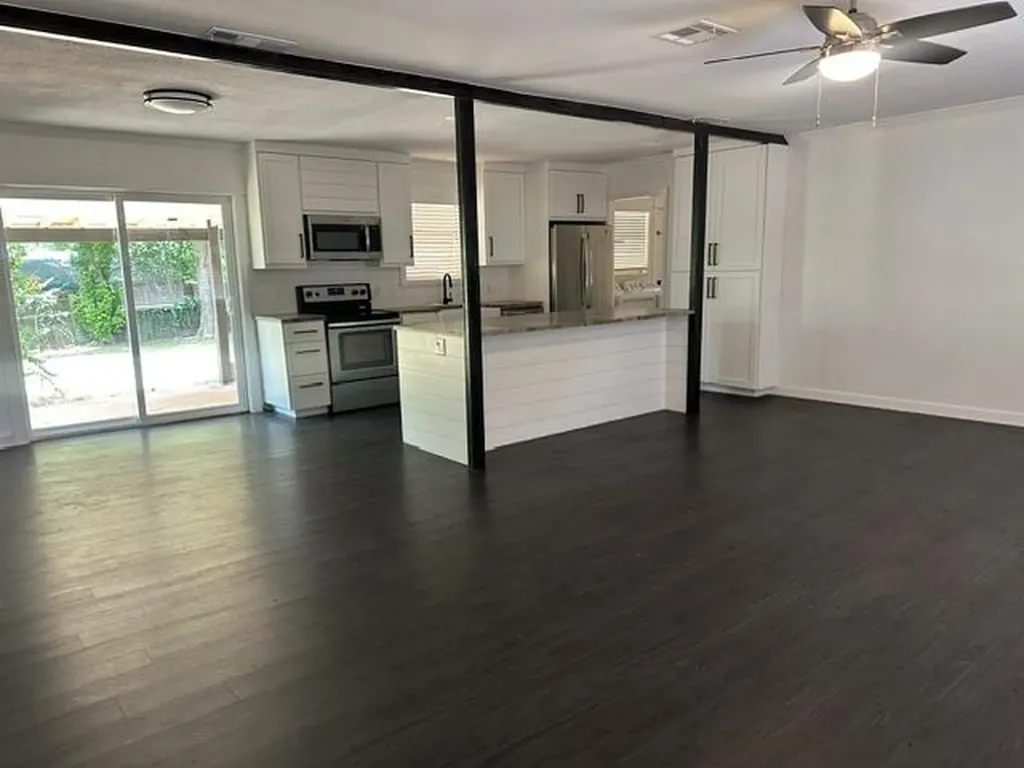 1200 Ash Drive Marble Falls TX 78654