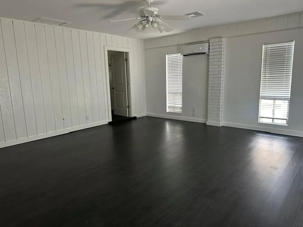 1200 Ash Drive Marble Falls TX 78654