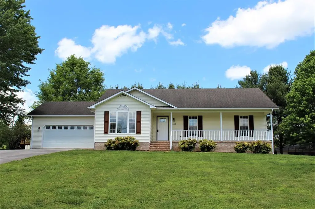 2663 Lake Pointe Drive Cookeville TN 38506