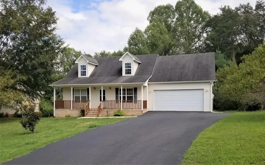 3613 Brookwood Drive Cookeville TN 38501