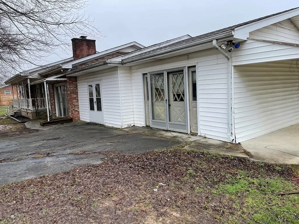 411&415 Allen Ferry Road Smithville TN 37166