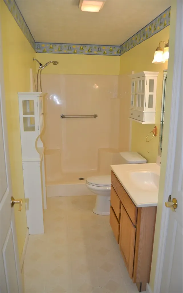 1157 Burrville Road Sunbright TN 37872