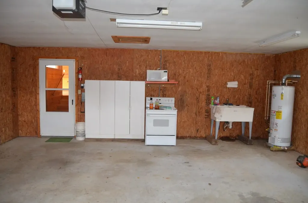 1157 Burrville Road Sunbright TN 37872