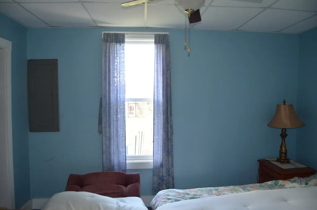 1157 Burrville Road Sunbright TN 37872