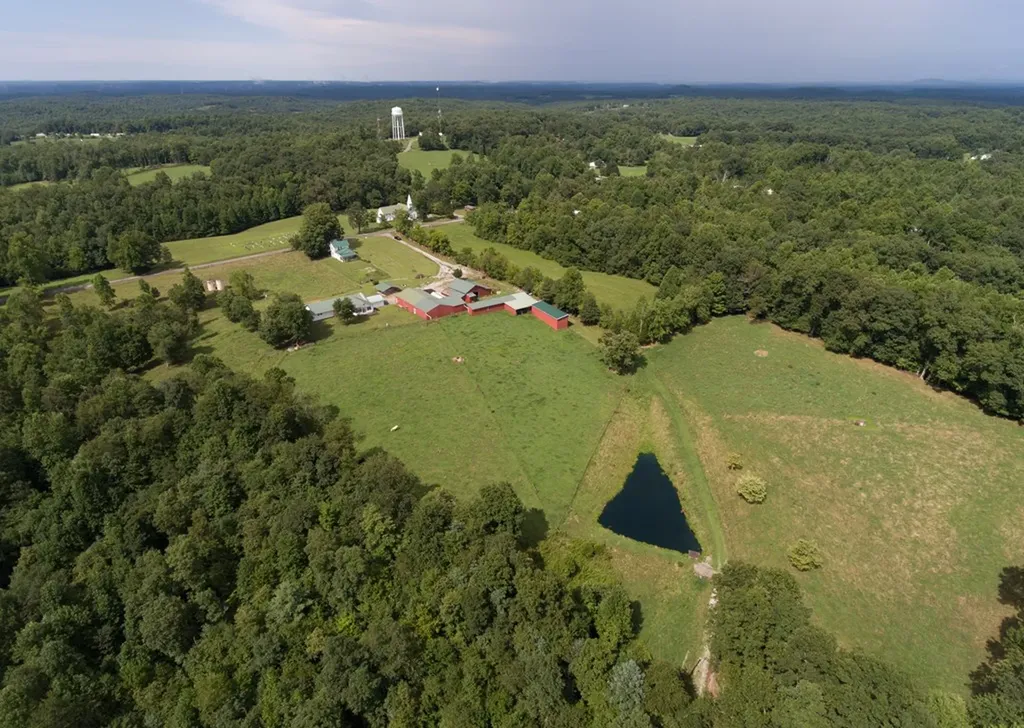 1157 Burrville Road Sunbright TN 37872