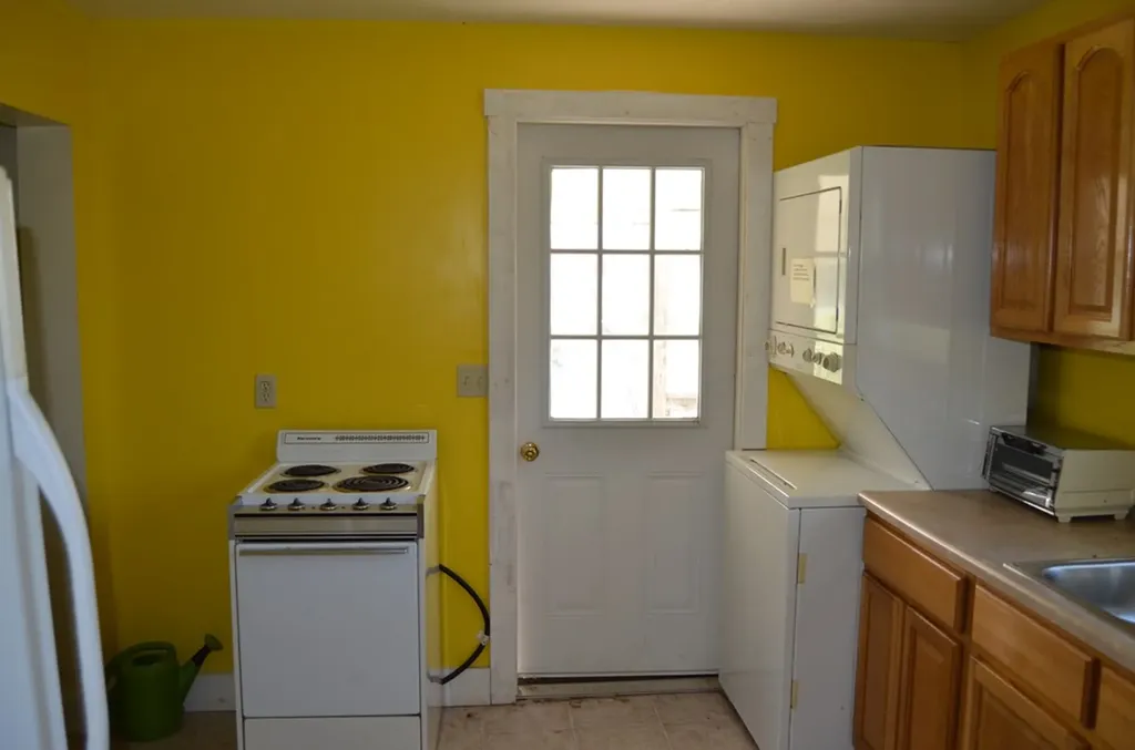 1157 Burrville Road Sunbright TN 37872