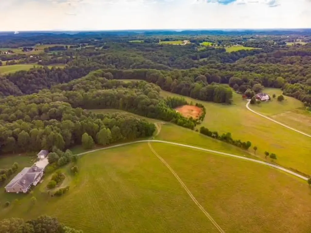 8705 Medlin Road Baxter TN 38544