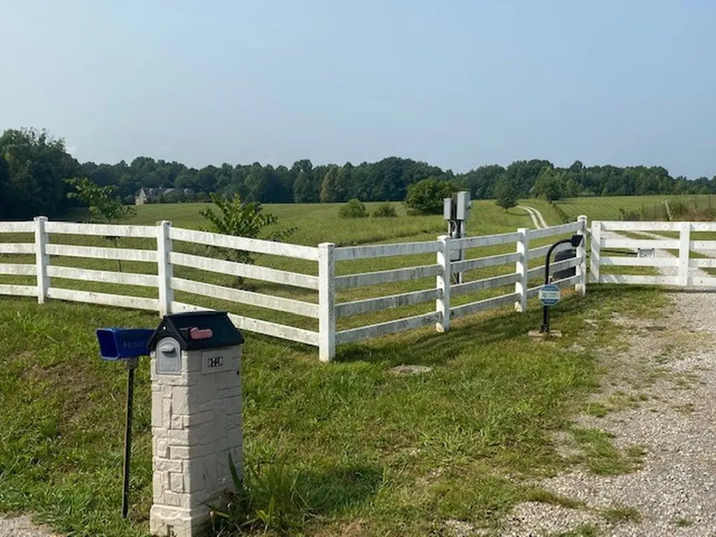 8705 Medlin Road Baxter TN 38544