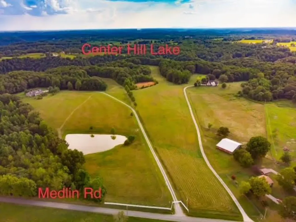 8705 Medlin Road Baxter TN 38544