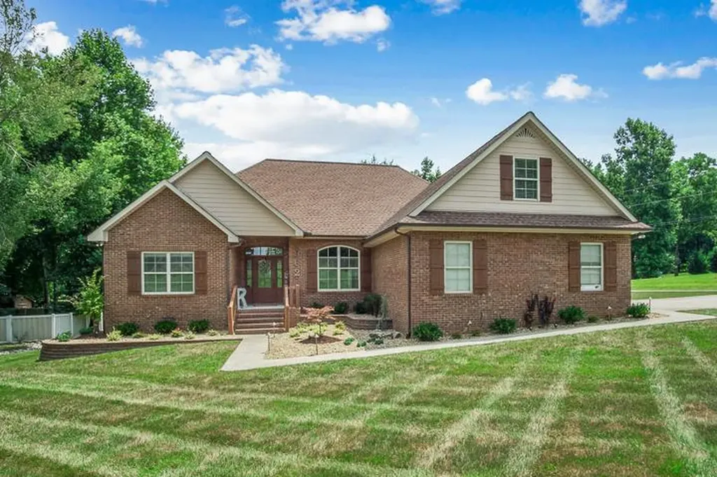 902 Evelyn Court Cookeville TN 38506
