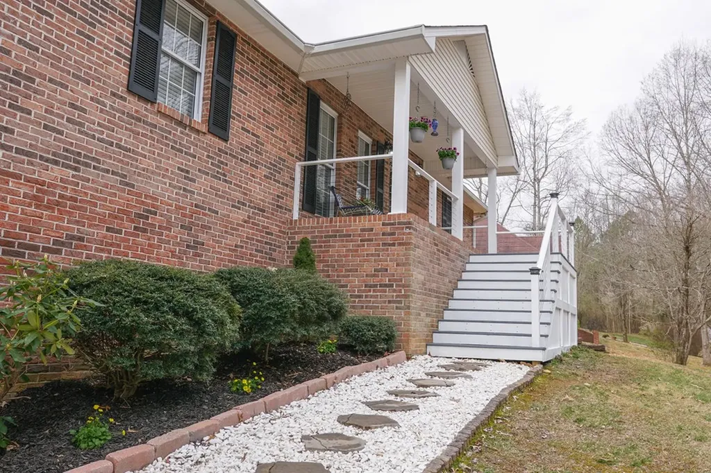 113 Big Springs Circle Cookeville TN 38501