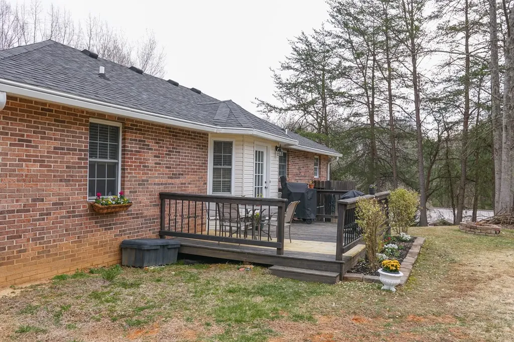113 Big Springs Circle Cookeville TN 38501