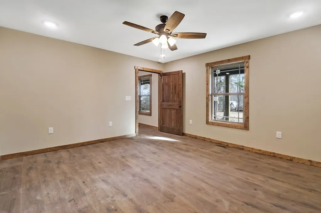 1182 Bill Black Road Clarkrange TN 38553