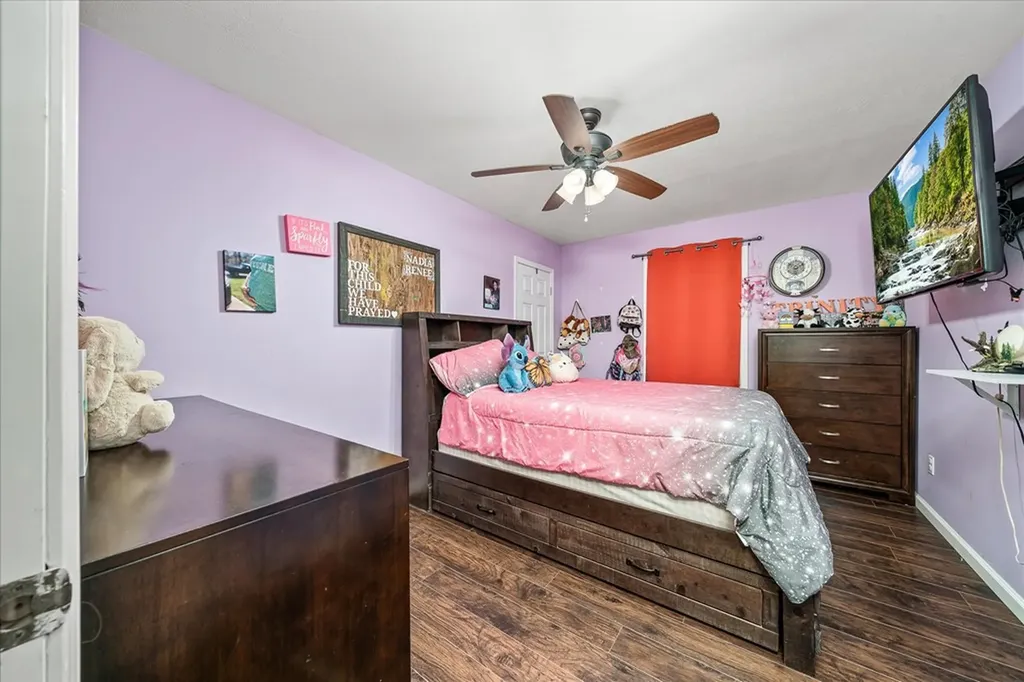 221 Cedar Grove Lane Jamestown TN 38556