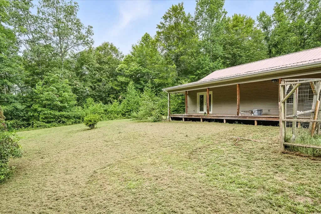 221 Cedar Grove Lane Jamestown TN 38556