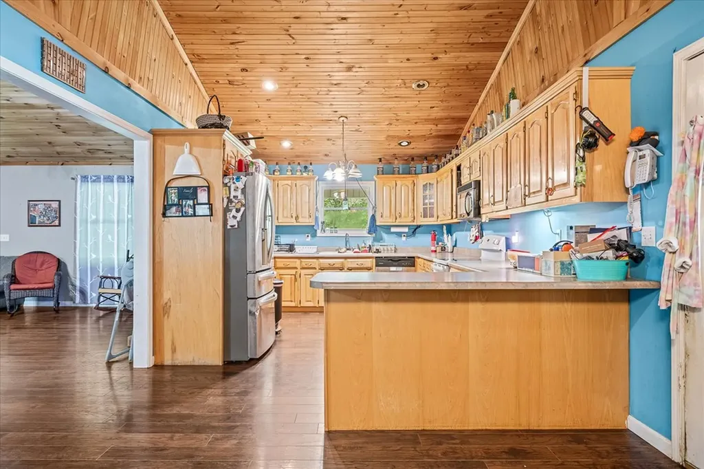 221 Cedar Grove Lane Jamestown TN 38556