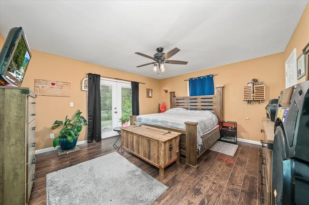 221 Cedar Grove Lane Jamestown TN 38556