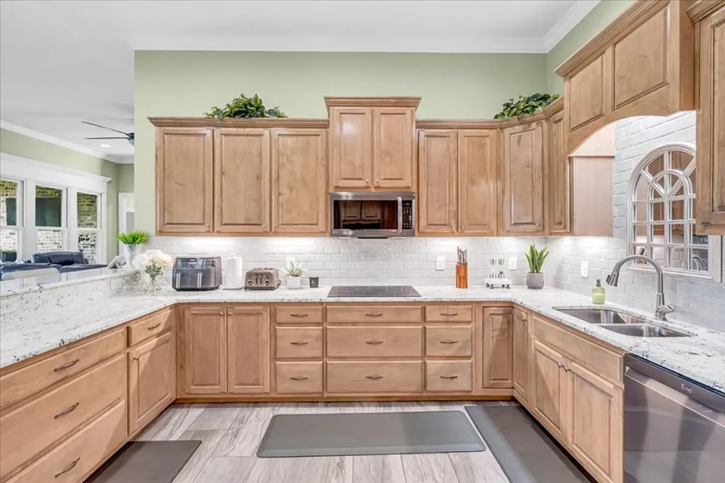 667 Rutherford Lane Smithville TN 37166