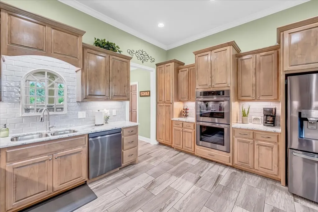 667 Rutherford Lane Smithville TN 37166